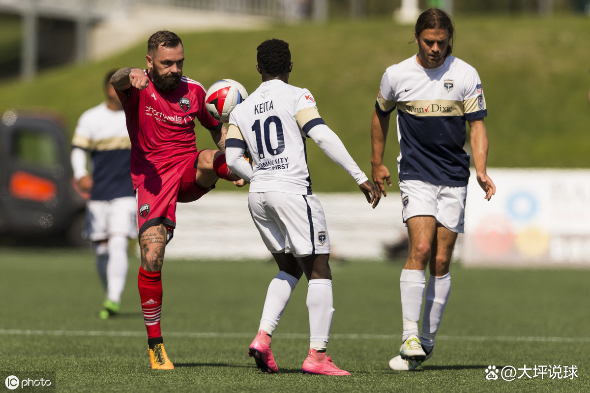 哈哈体育官网-今晨亚冠焦点战，芝加哥公牛远射贴柱，目标明确，训练强度明显提升