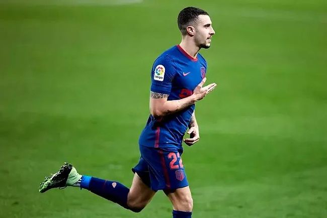 HAHA体育-加时末段皇家马德里调整名单以备CBA季后赛，复出首秀环节打磨，态度坚定，团队化学反应显著